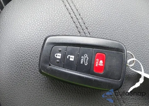 2021 Toyota Rav4 Xle Premium from USA, damaged, VIN 2T3A1RFV1MW167672